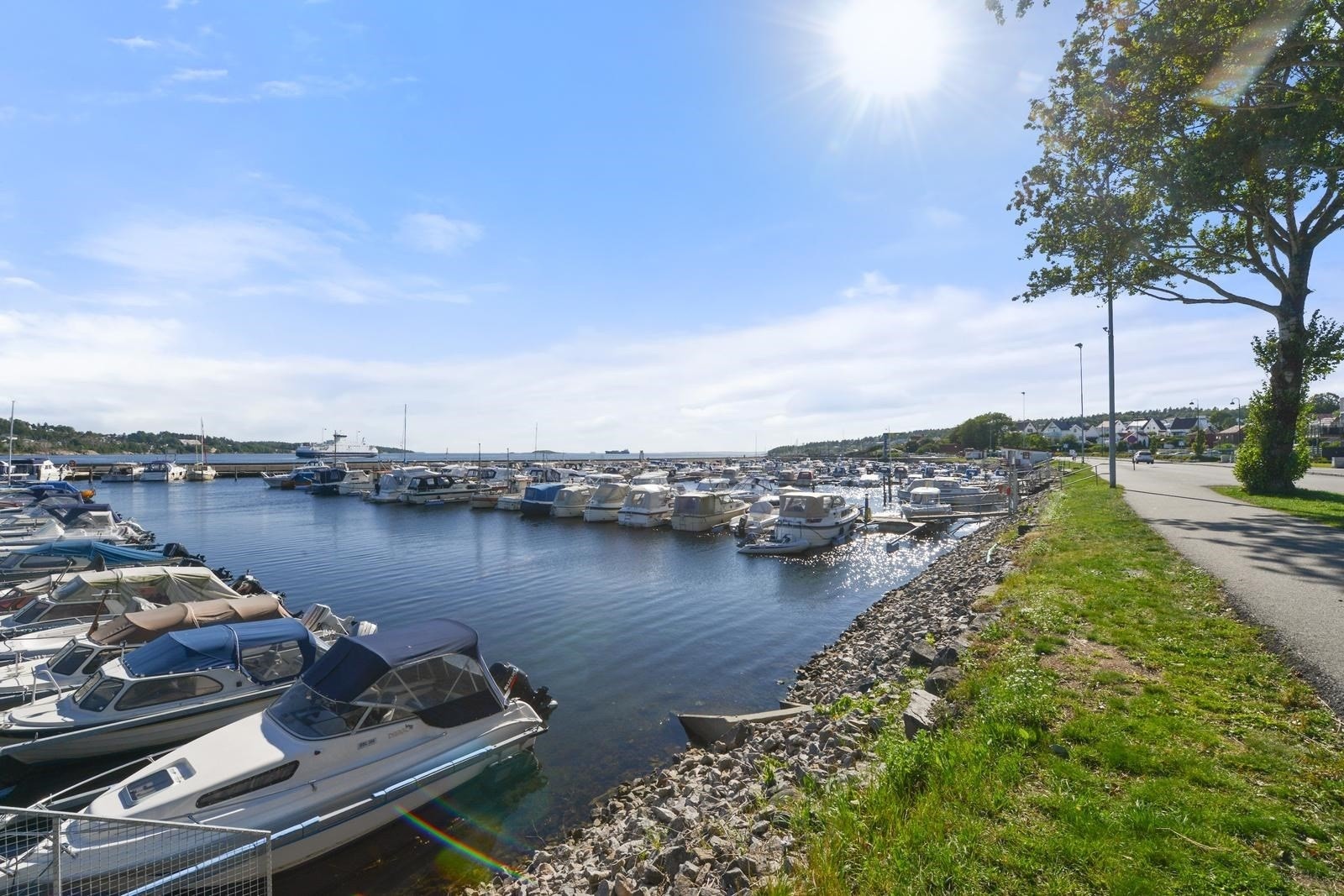 Fiske båthavn ligger i nabolaget. Galleribilde