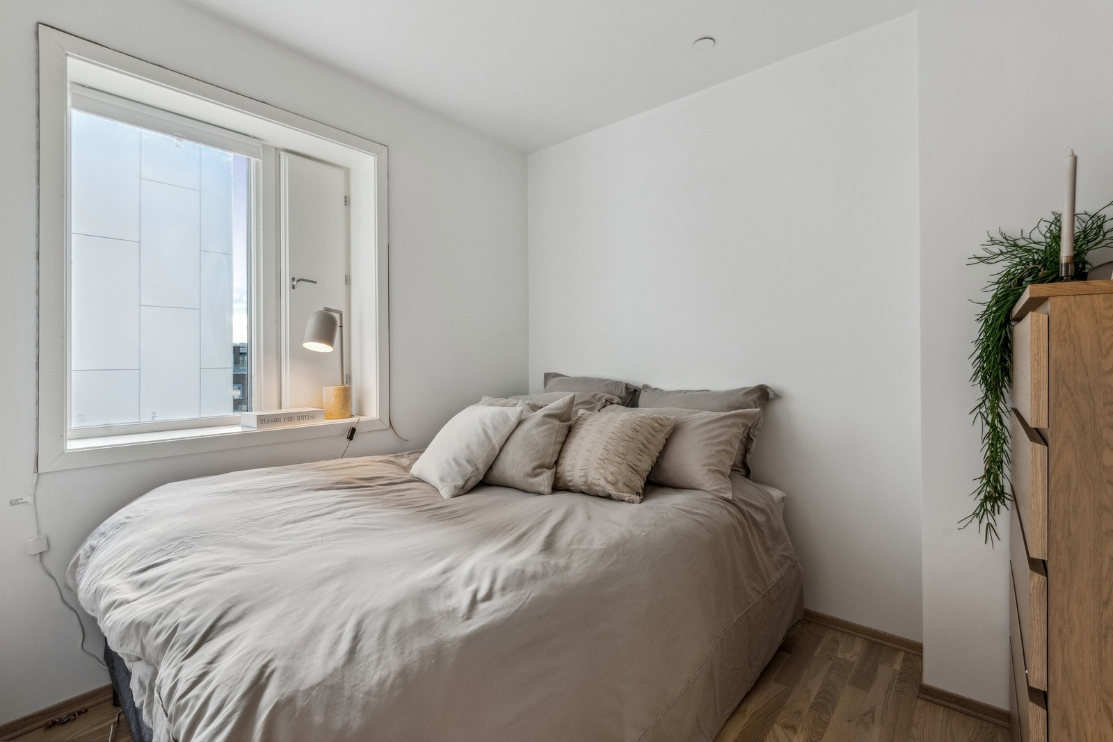 Soverom 2 har også plass til dobbeltseng. Galleribilde