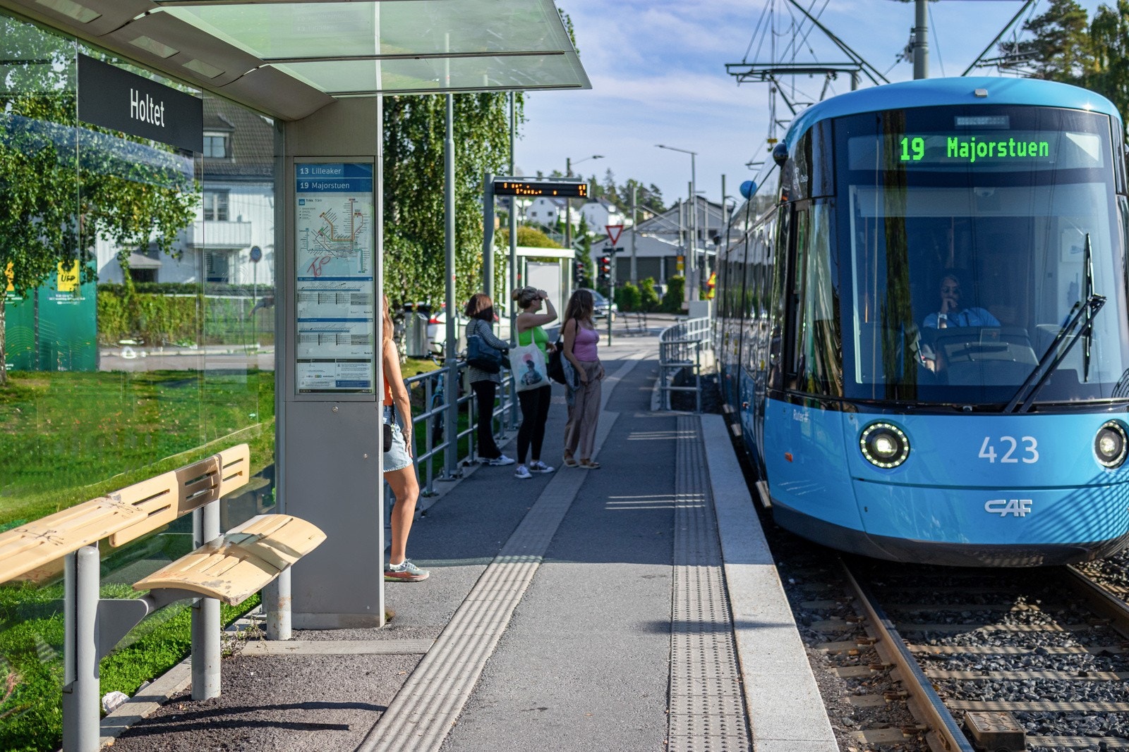 Trikkeholdeplass på Holtet Galleribilde