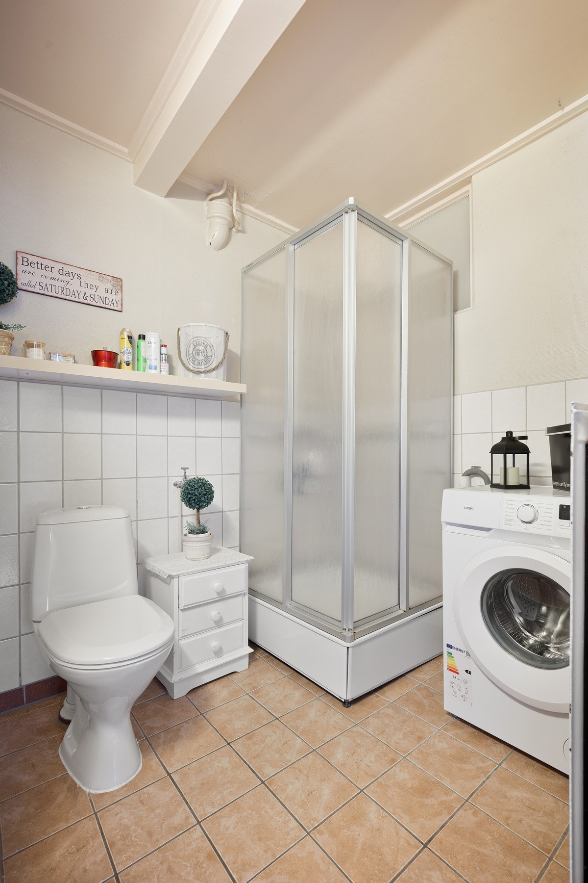 Opplegg og plass for vaskemaskin Galleribilde