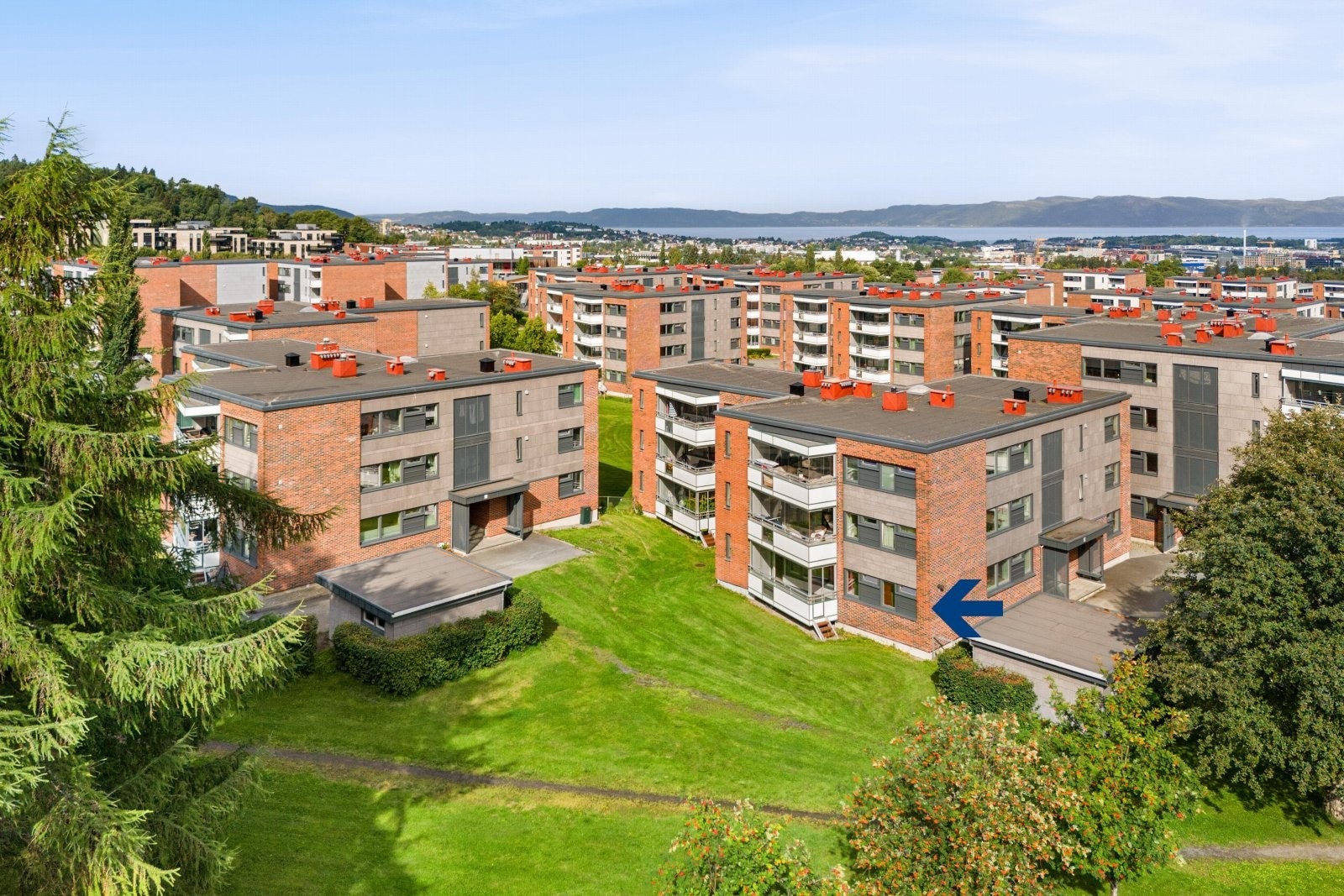 Proaktiv Eiendomsmegling ved Marcus Solberg Røed har gleden av å presentere en innholdsrik 4-roms leilighet. Galleribilde