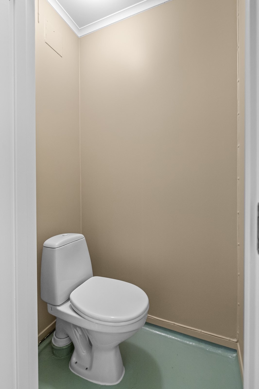 Separat toalettrom er perfekt ved besøk av gjester. Galleribilde