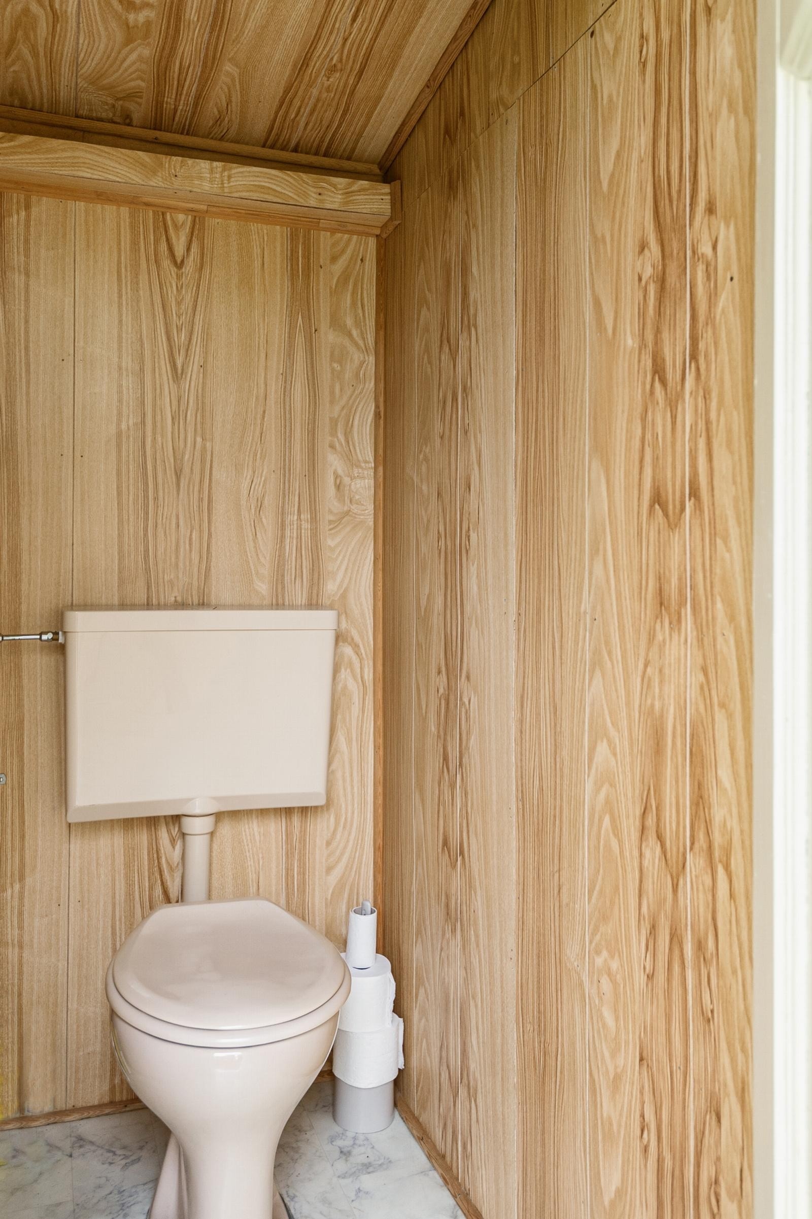 Toalett Galleribilde