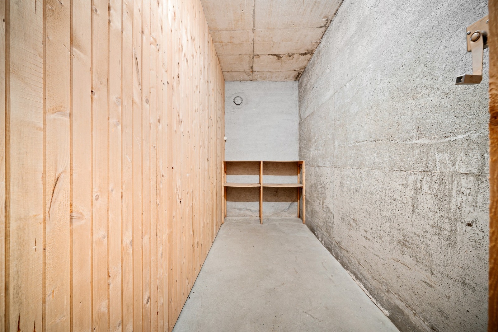 Leiligheten har to tilhørende boder for oppbevaring Galleribilde