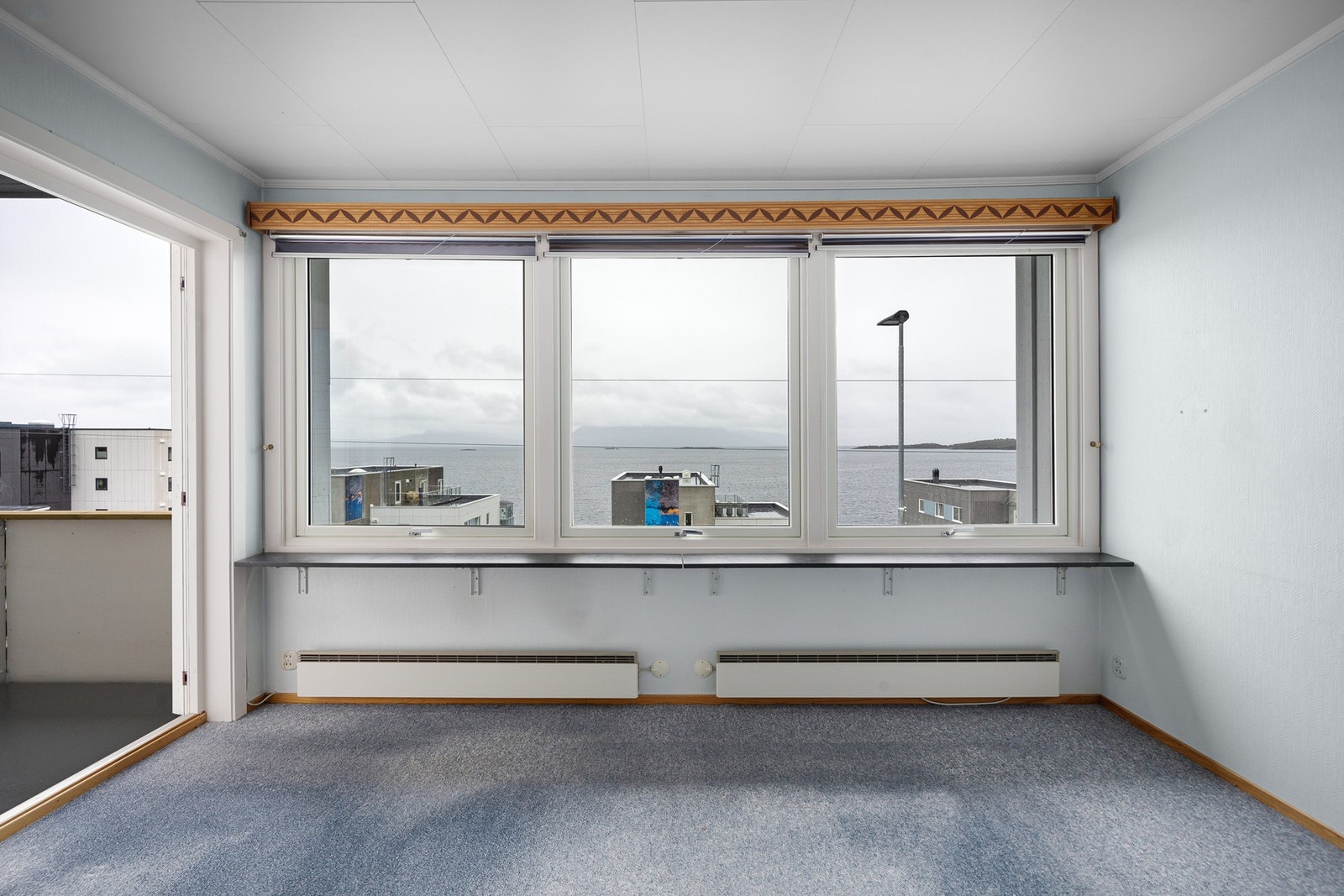 Fra stuen har du adkomst til balkong Galleribilde