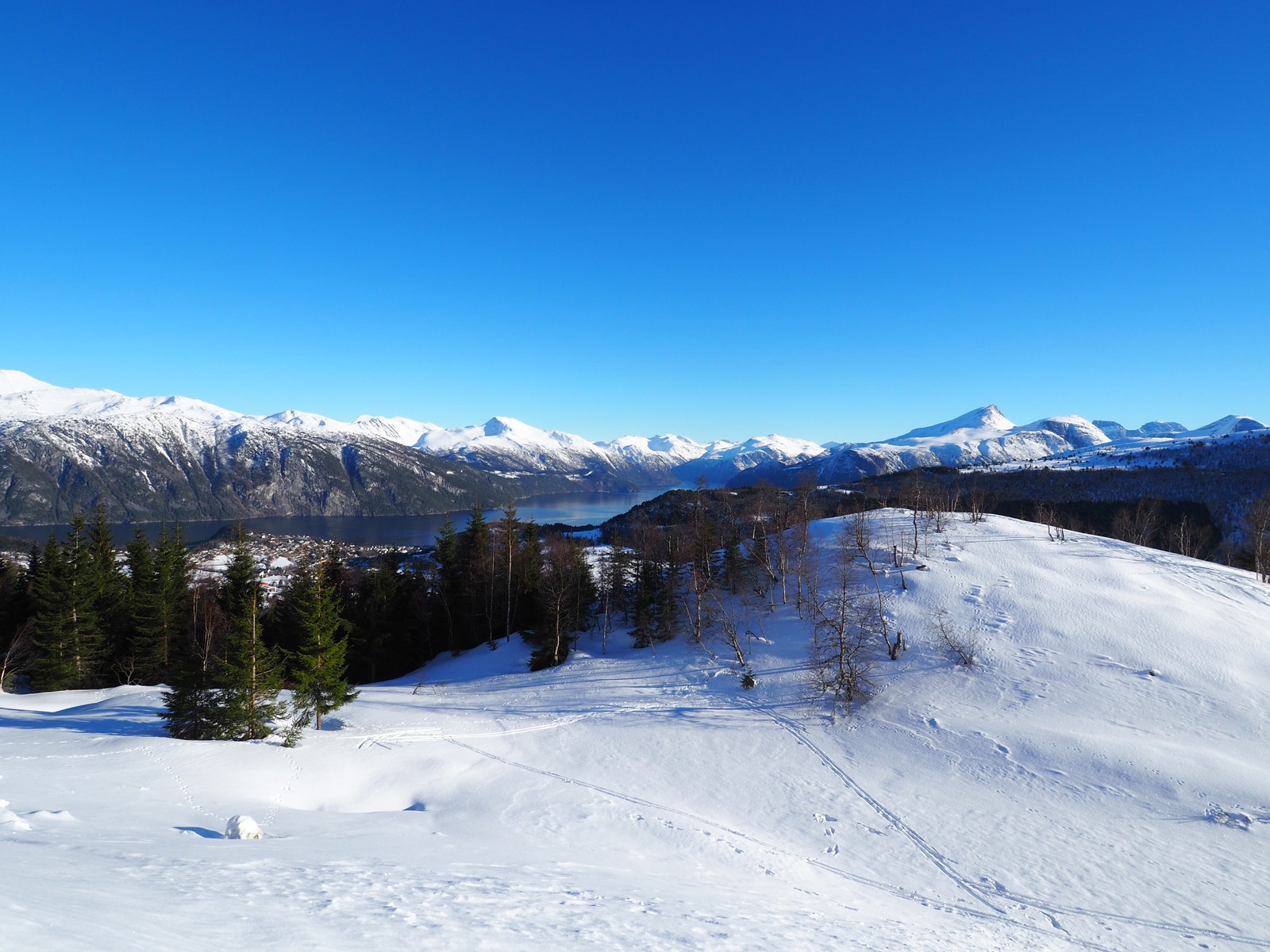 Kort veg til fine turar Galleribilde