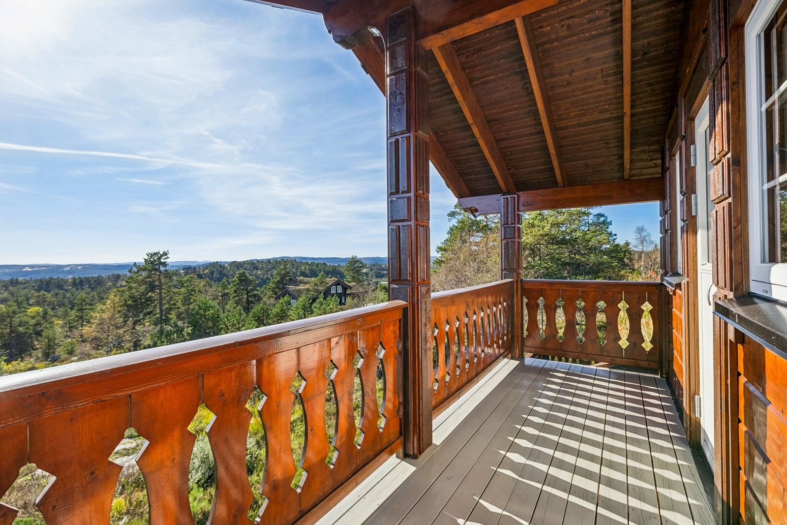 Fra balkongen i 2. etasje Galleribilde