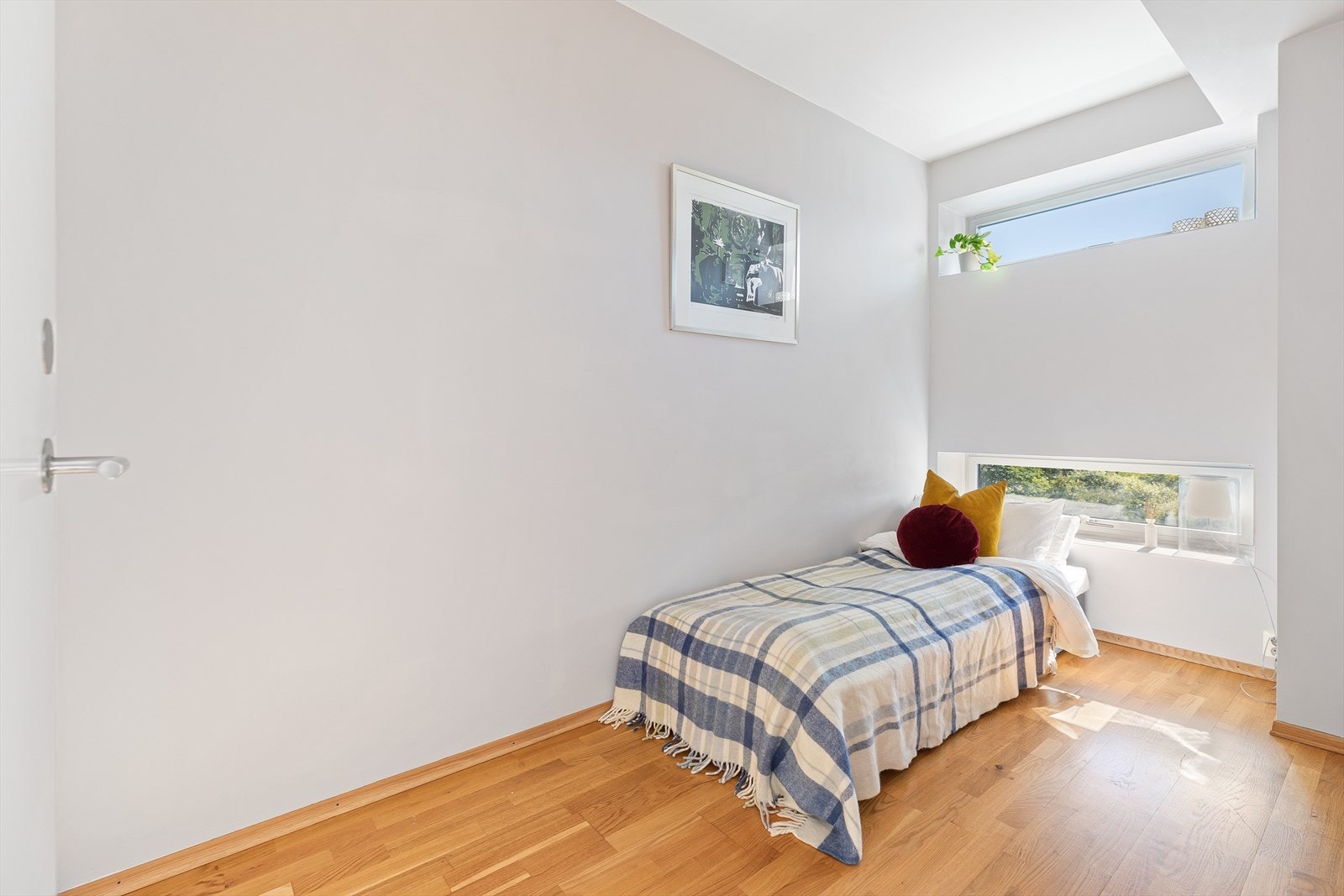 Soverom 2 egner seg godt som barnerom, gjesterom, kontor eller til utleie Galleribilde