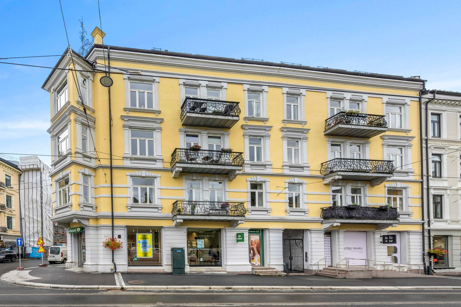 Leiligheten nyter godt av Majorstuas privilegerte beliggenhet. Du har alt du trenger innen rekkevidde! Galleribilde