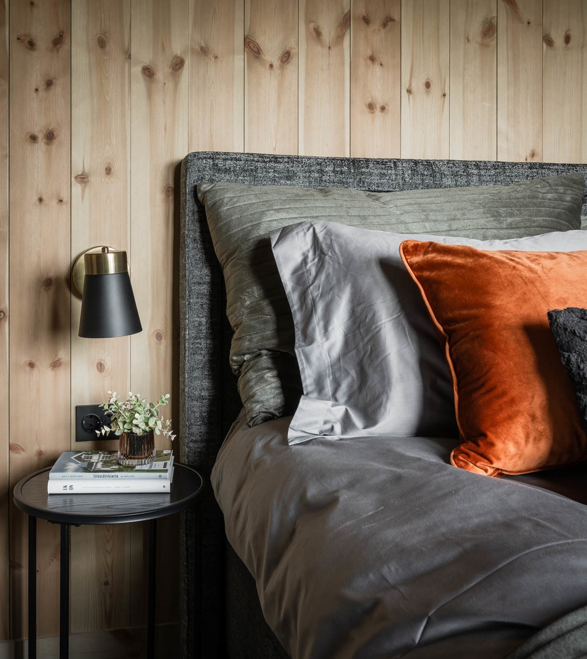 1 etg sov 2 Illustrasjon fra tilsvarende ferdigstilt hytte Galleribilde