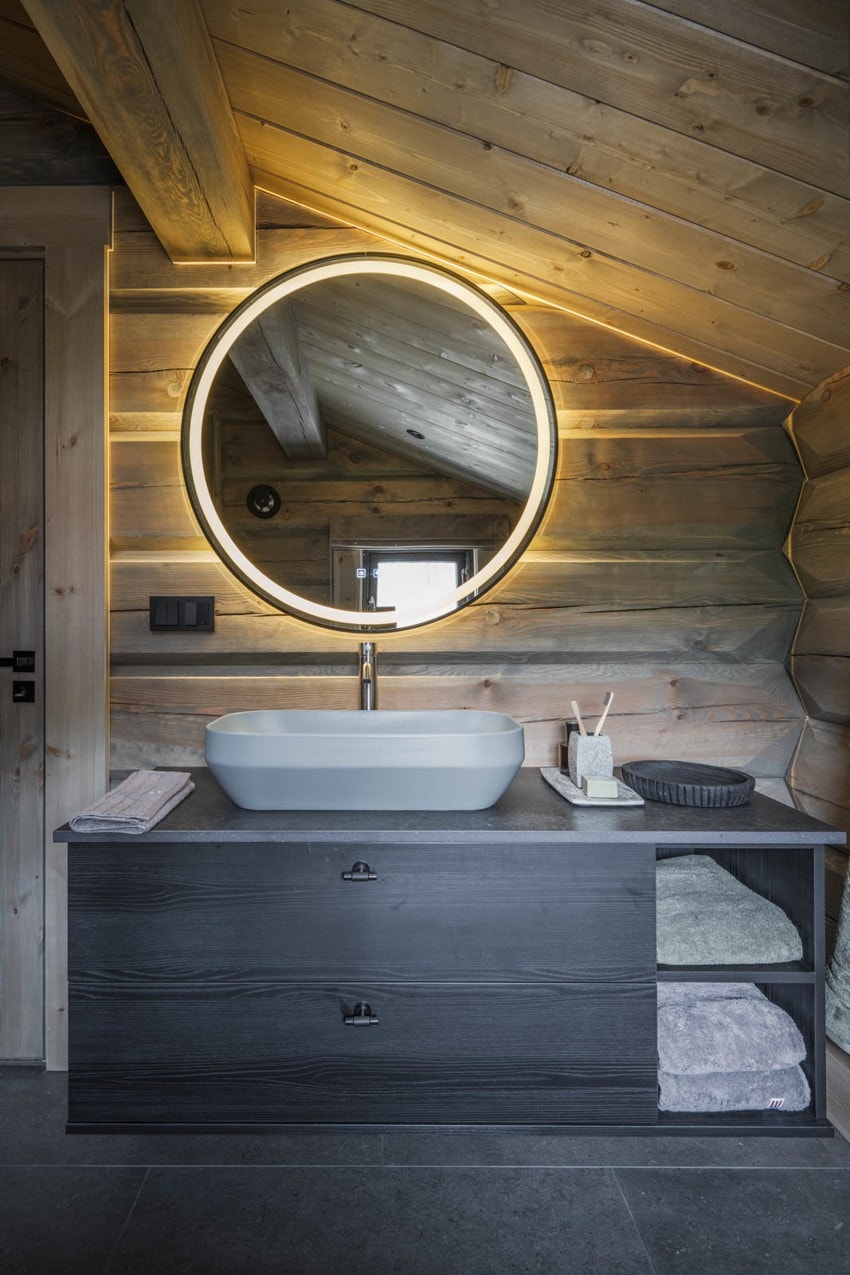 Bad hems. Illustrasjon fra tilsvarende ferdigstilt hytte Galleribilde