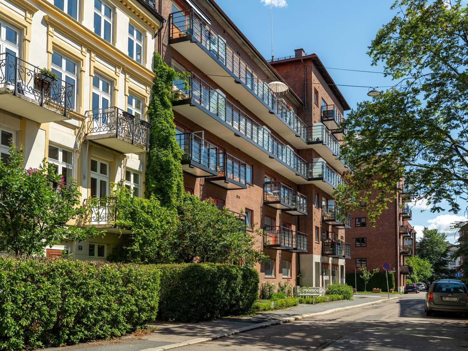 Leiligheten ligger svært godt til i det som omtales som "Beste Sagene". Bentsegata er en trafikkstille og rolig gate. Her vil du bo! Galleribilde