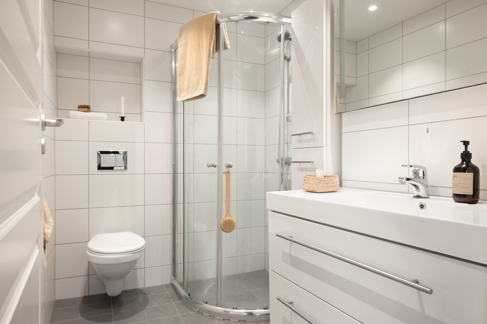Badet ble pusset opp i 2019 i tillegg til nytt rør-i-rør system samme år Galleribilde