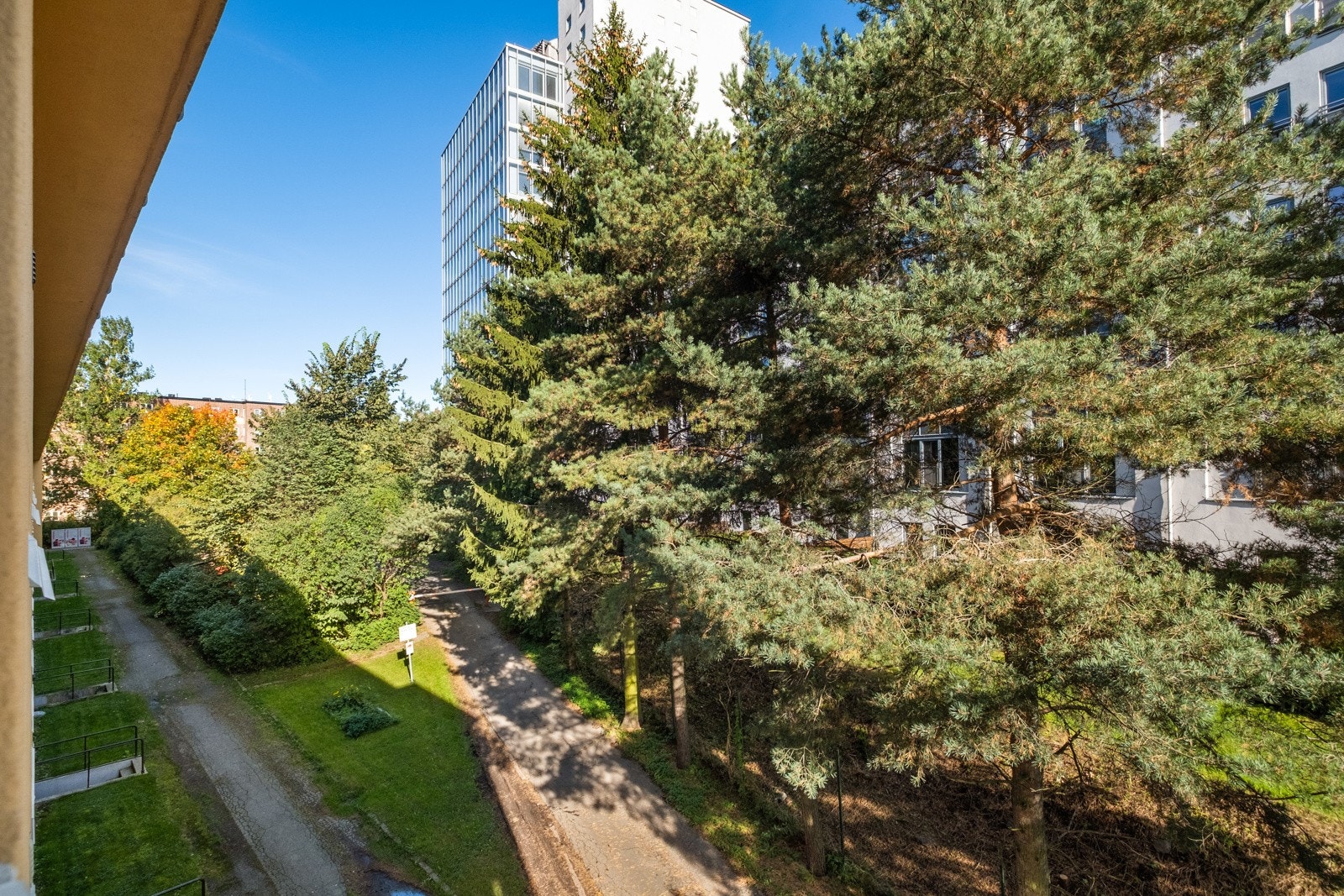 Utsikt fra kjøkkenvindu. Galleribilde