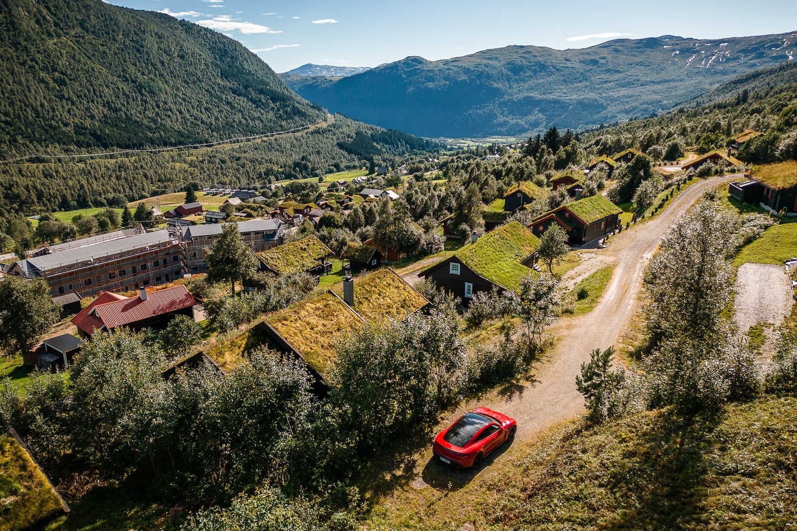Kort vei til alt fjellandsbyen kan by på Galleribilde
