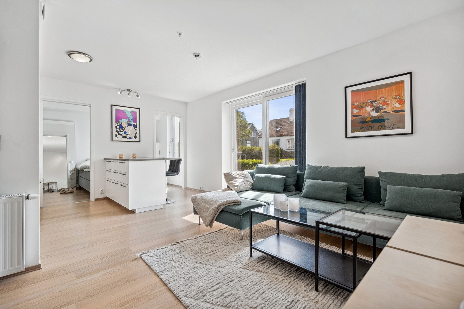 EIE eiendomsmegling ved Daniel Bruce har gleden av å presentere Tellefsens gate 14! Nå har du muligheten til å sikre deg en svært delikat 2-roms selveierleilighet på populære Øya! Galleribilde