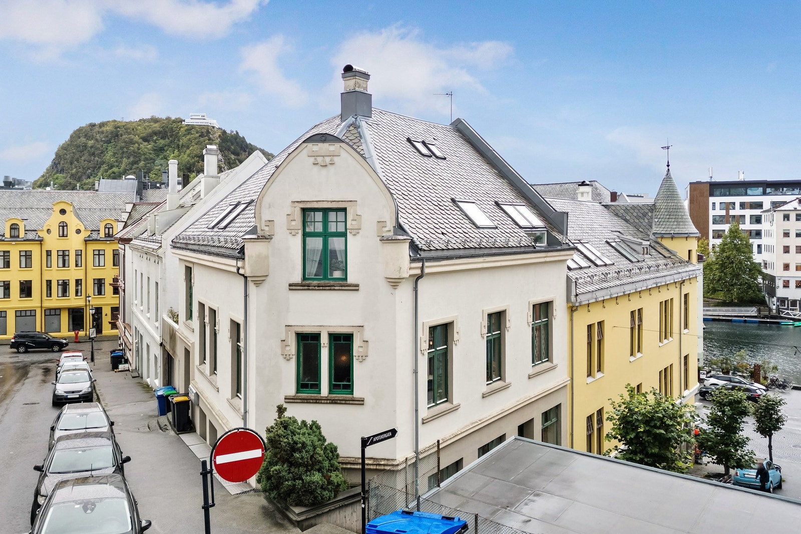 Velholdt bygård fra 1908 Galleribilde