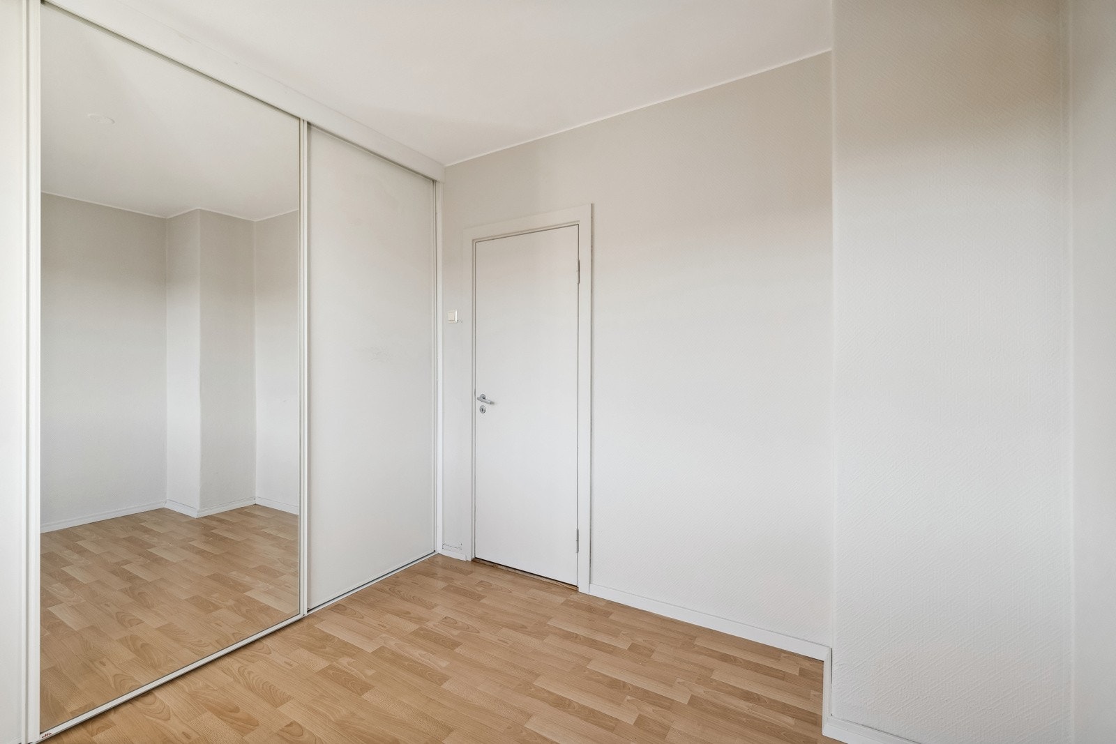 Soverom 2 fungerer også utmerket som barnerom, kontor og/eller gjesterom Galleribilde
