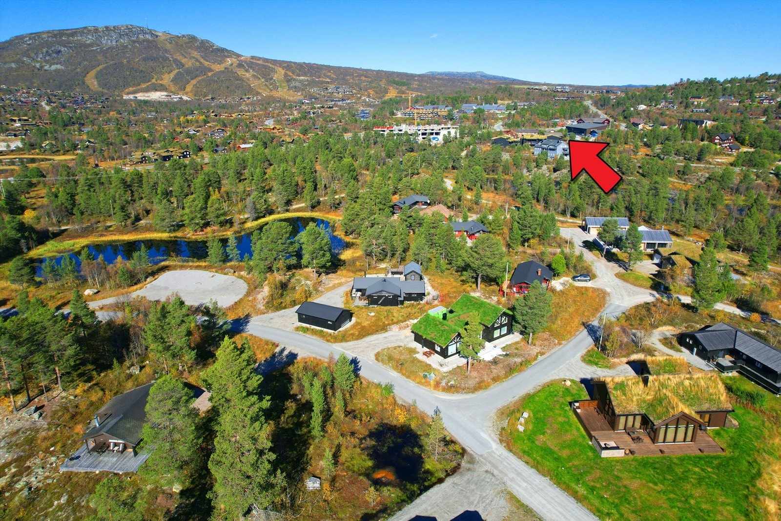 Kort vei til Hovden sentrum. Galleribilde