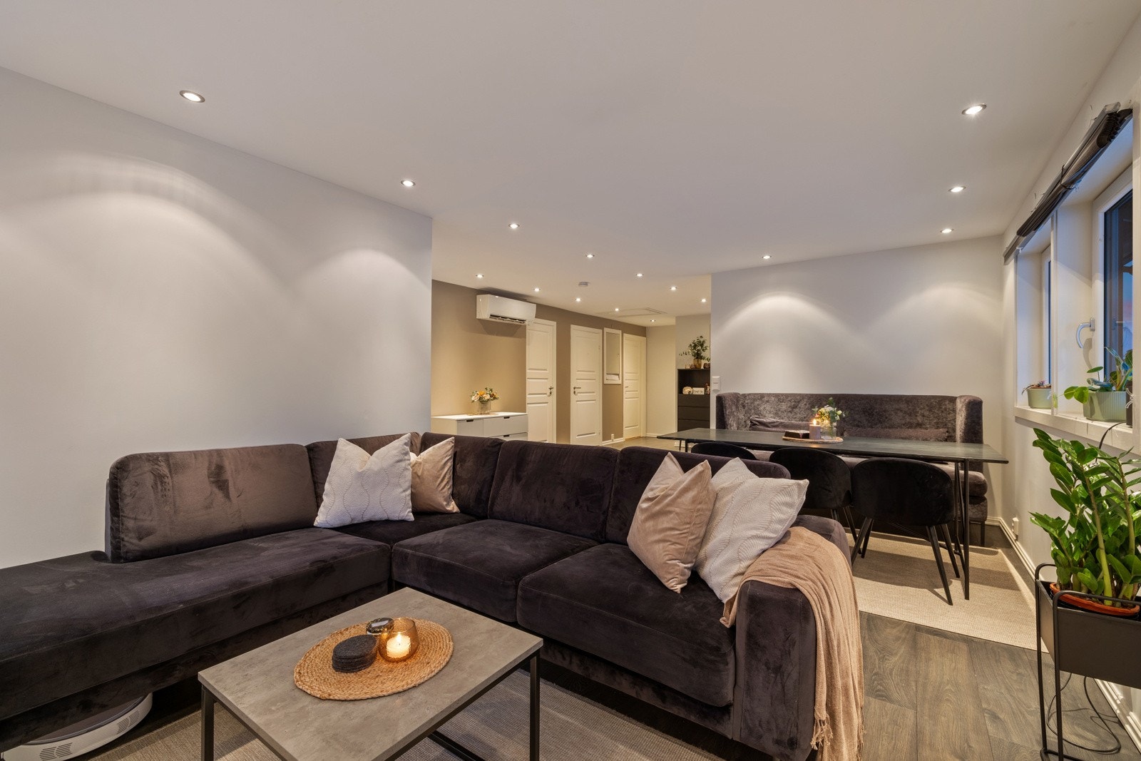 Hyggelig stemning med fine lyssetting. Galleribilde