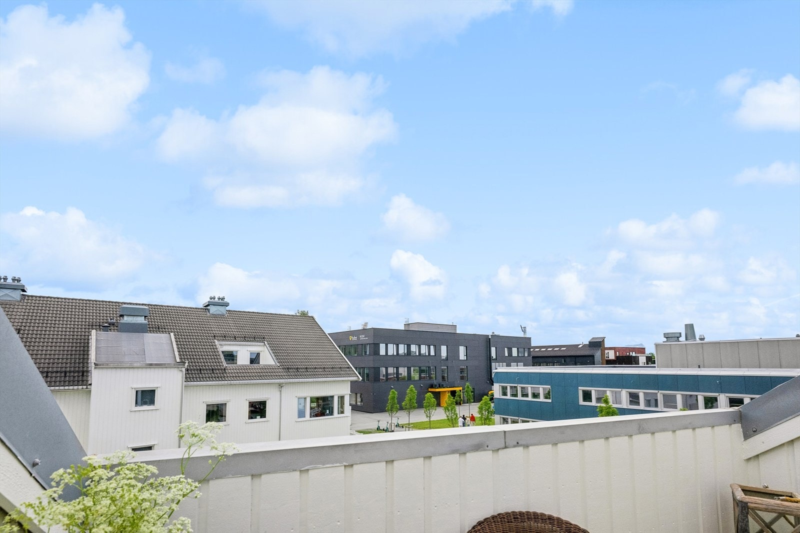 Utsikt fra balkong mot sør Galleribilde