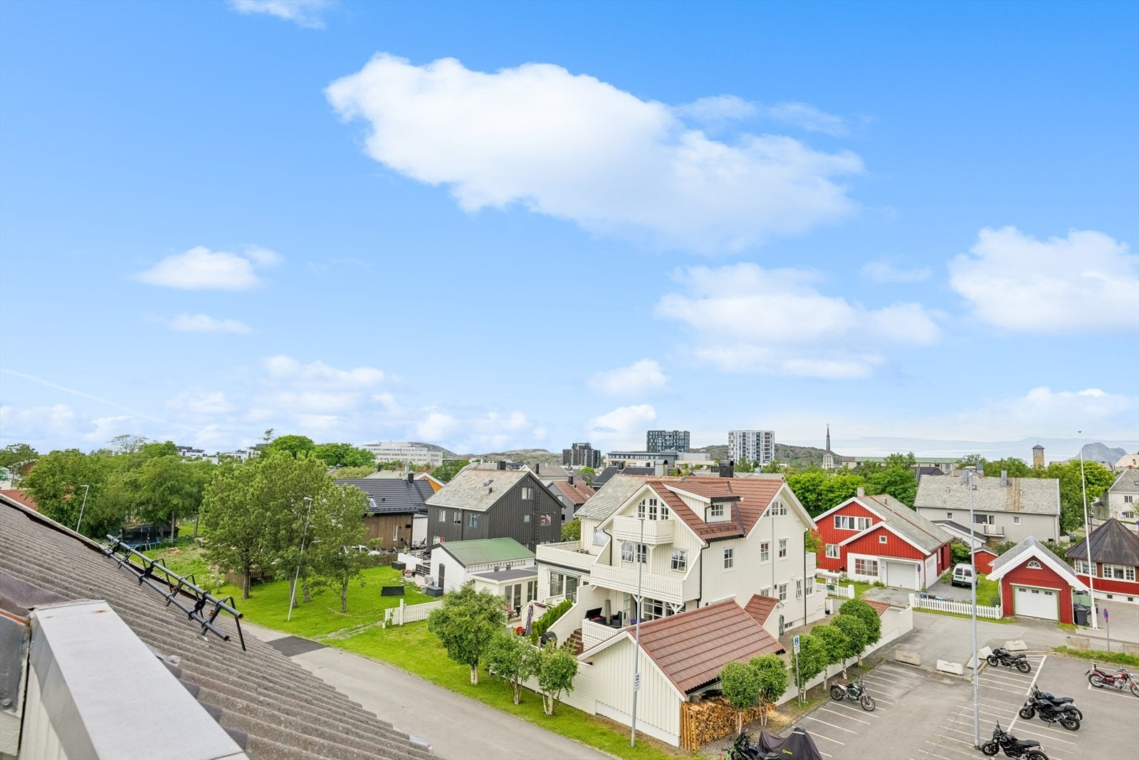 Utsikt fra balkong mot nord Galleribilde