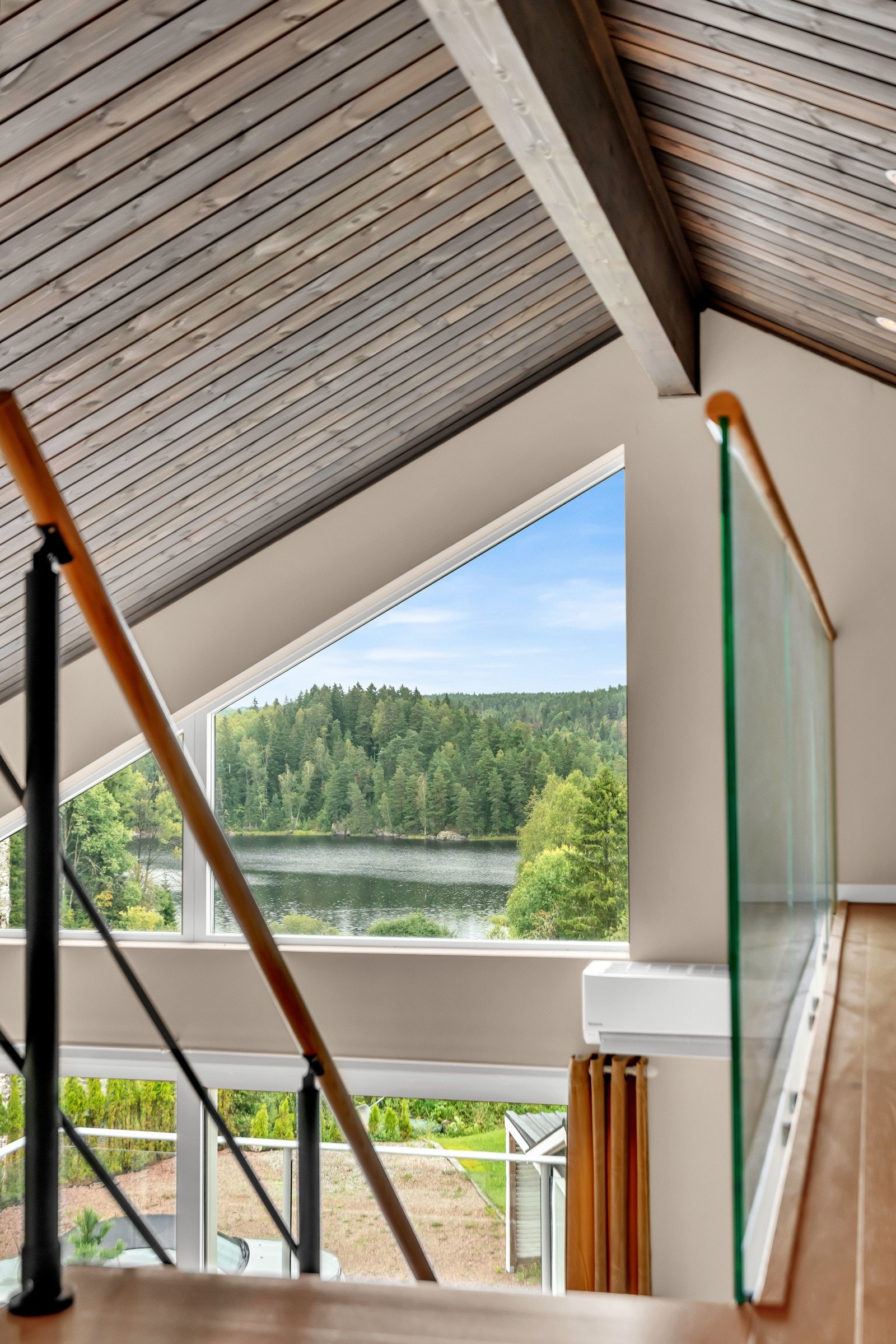 Nærheten til Langenvannet gir gode muligheter for både SUP og kano "rett utenfor døren". Galleribilde