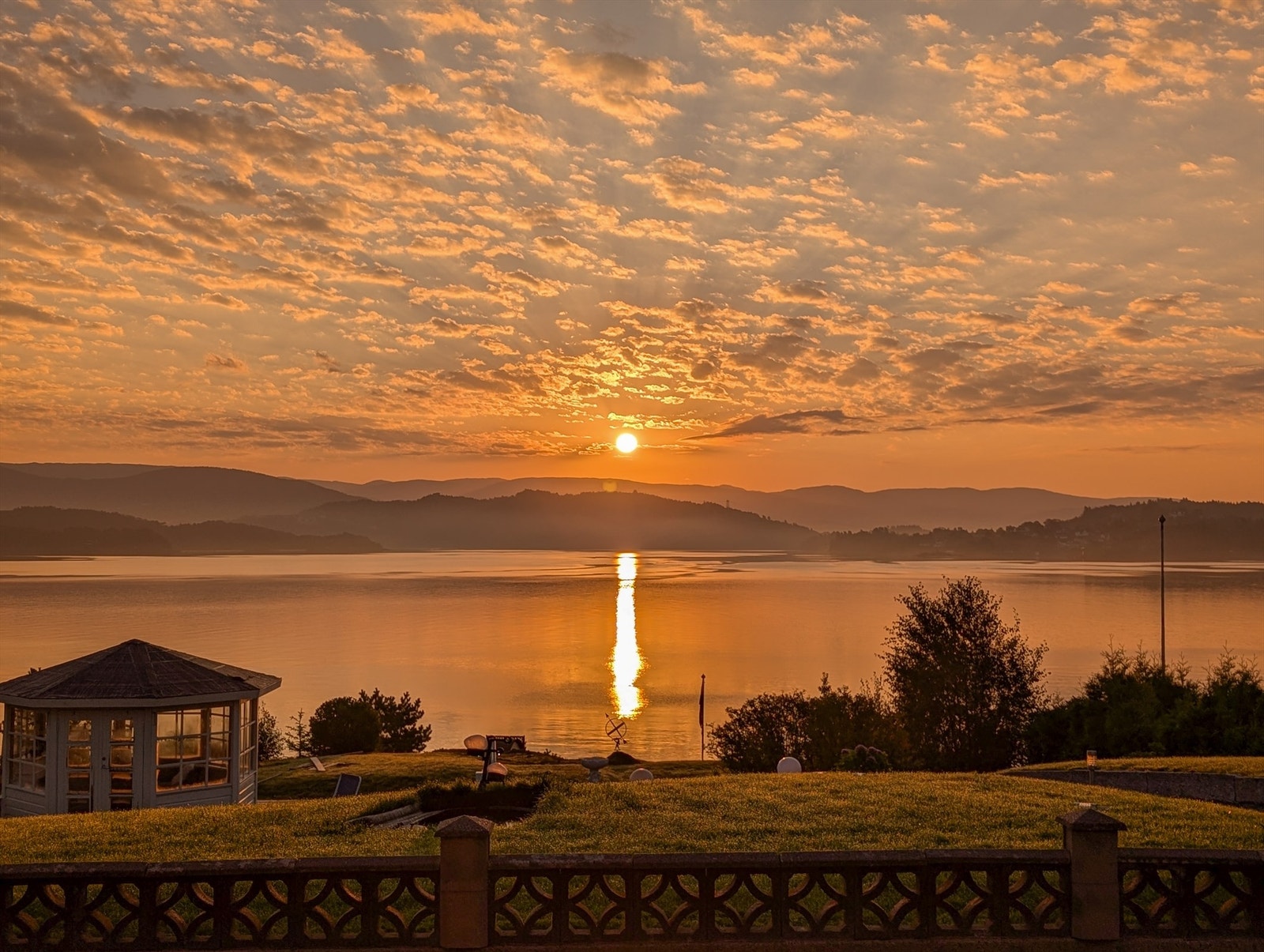 Flotte soloppganger kan nytes i horisonten Galleribilde