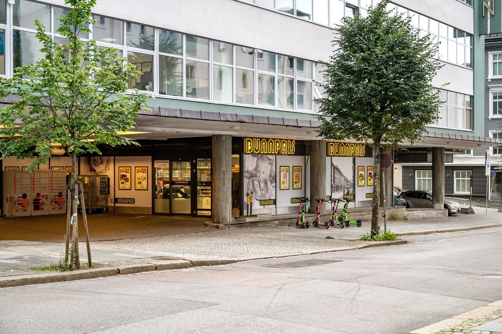 - Bunnpris ligger bare noen få minutters gange unna leiligheten - Galleribilde