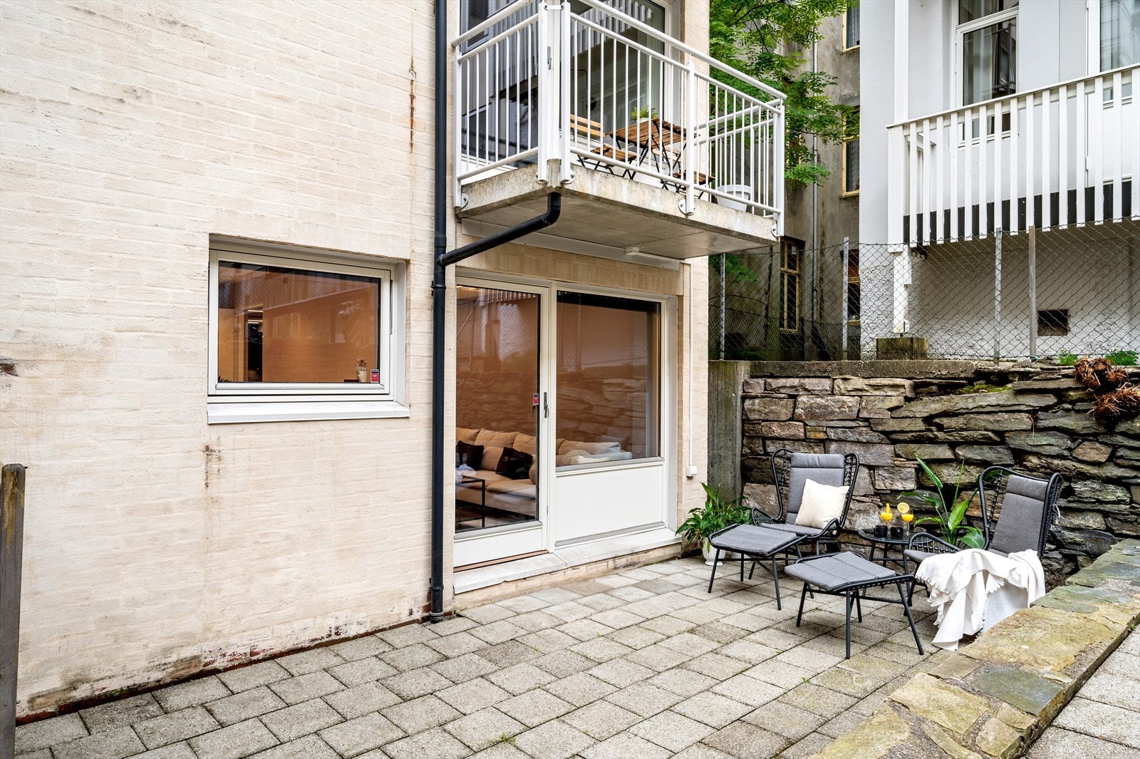 - Selger opplyser om sommersol fra kl. 15-18 - Galleribilde