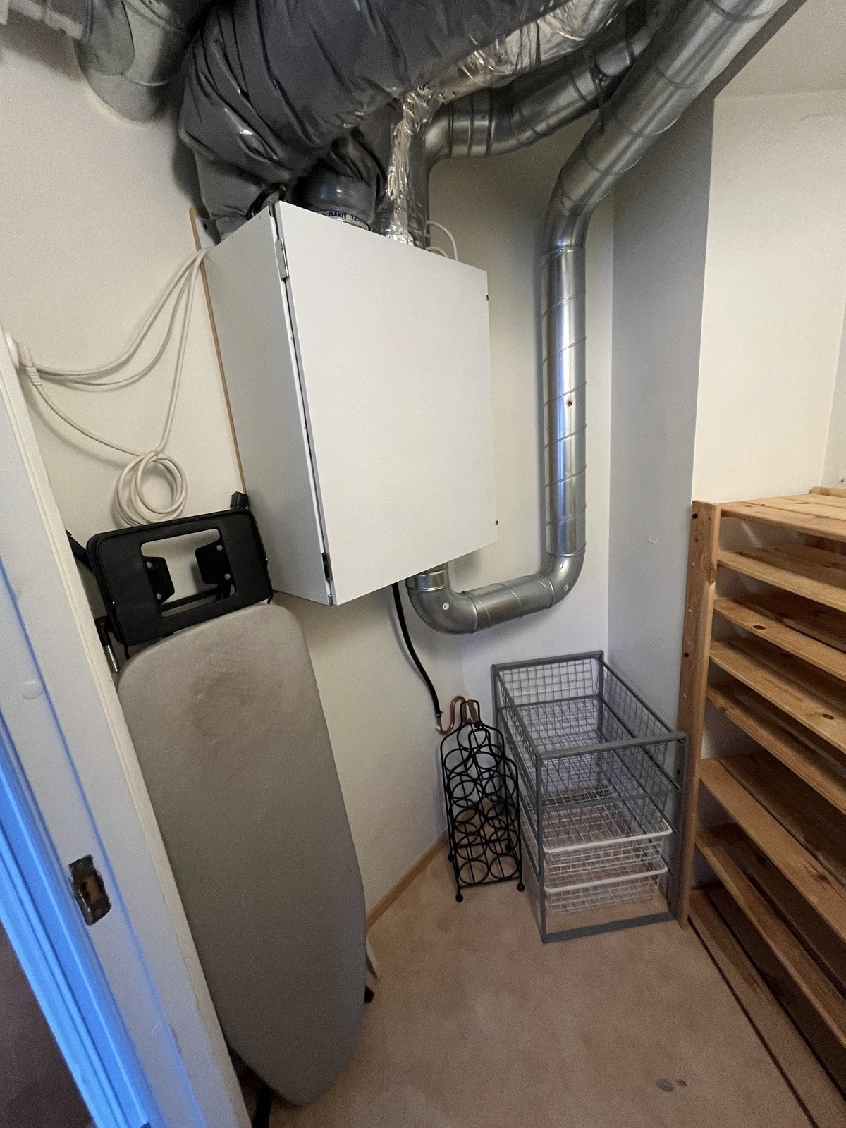 Praktisk innvendig bod. Galleribilde