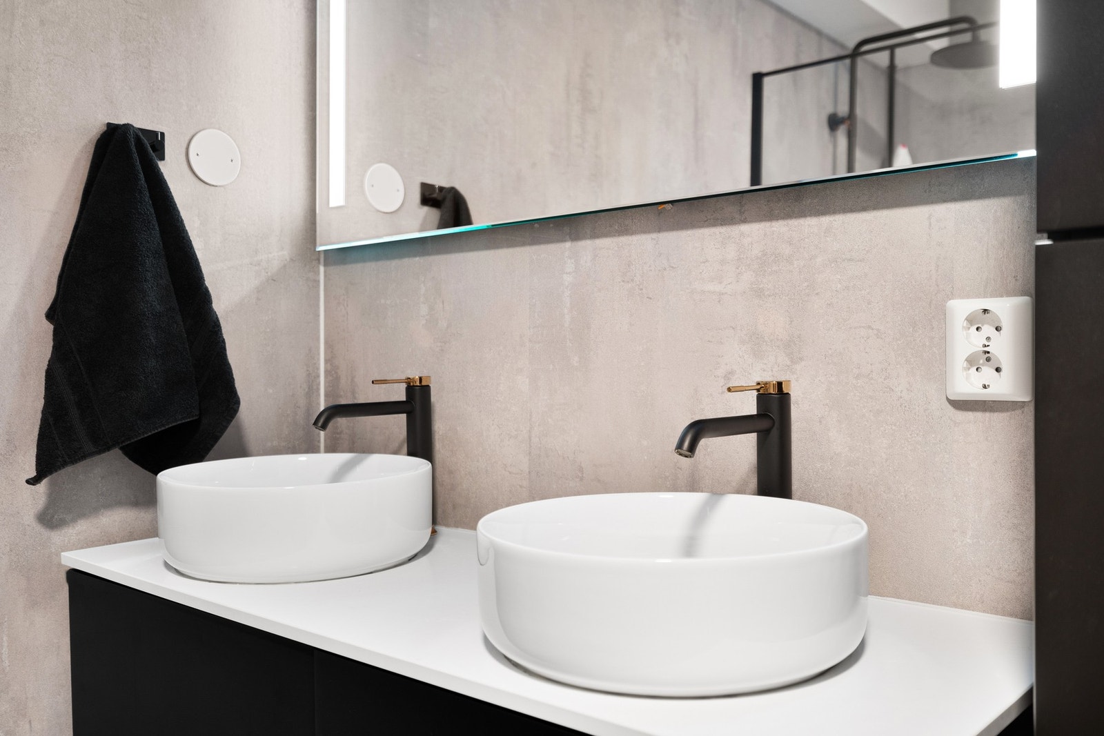 Dobbelservant. Galleribilde