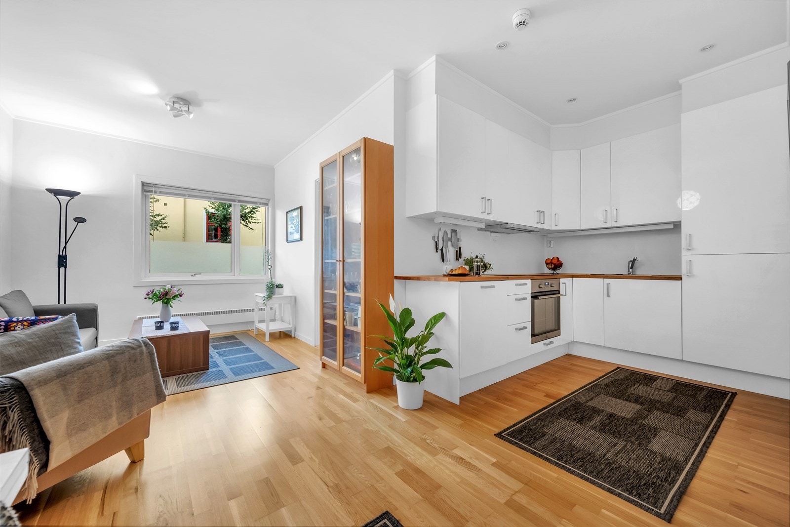 Rommet har en fin planløsning med flere innredningsmuligheter Galleribilde