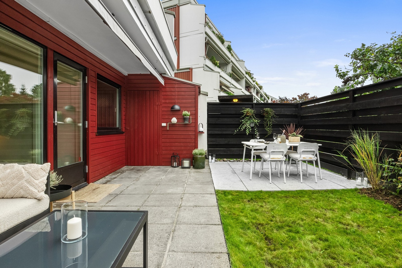 En av bodene er lokalisert på terrassen og er på omtrent 2 kvadratmeter. Galleribilde