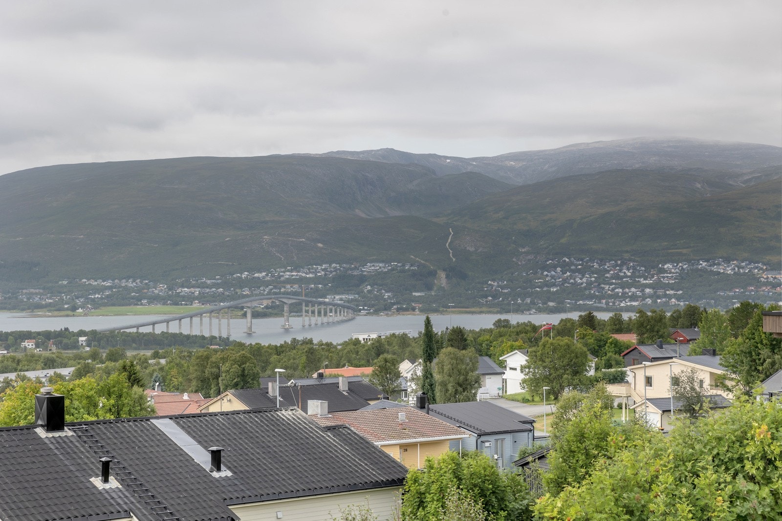 Utsikt mot nord-vest Galleribilde