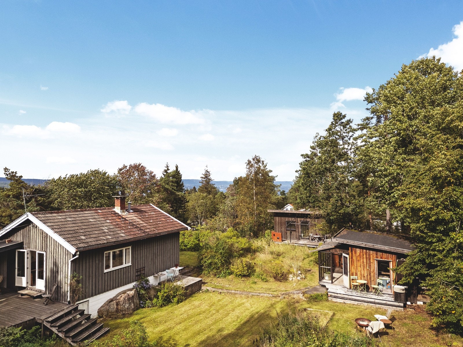 Boligen har et bruksareal på 65 kvadratmeter, fordelt på kjøkken, stue og to soverom Galleribilde