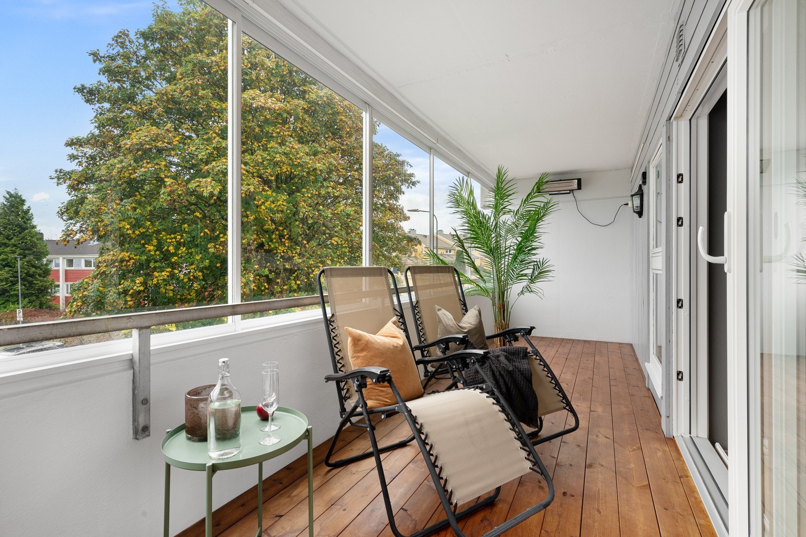 Leiligheten har en herlig innglasset balkong mot sørøst. Galleribilde