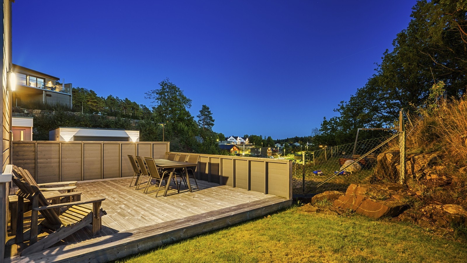 På terrassen er det god plass til møblement Galleribilde