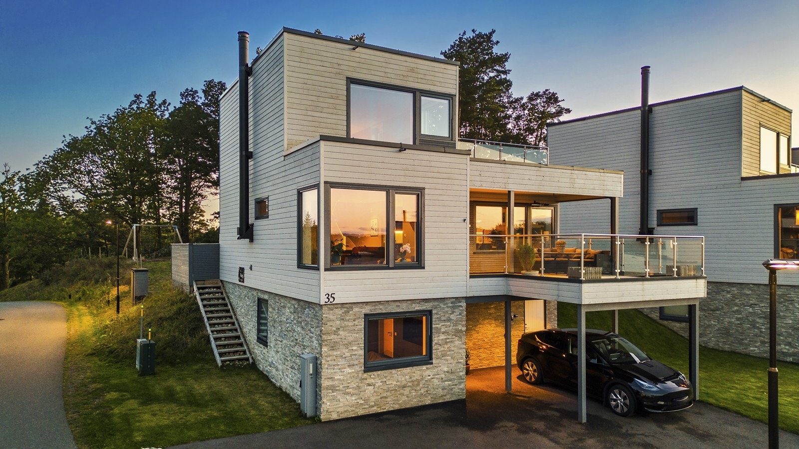 Moderne og fin funkisbolig fra 2020 med attraktiv og fin beliggenhet på Kongshavnheia Galleribilde