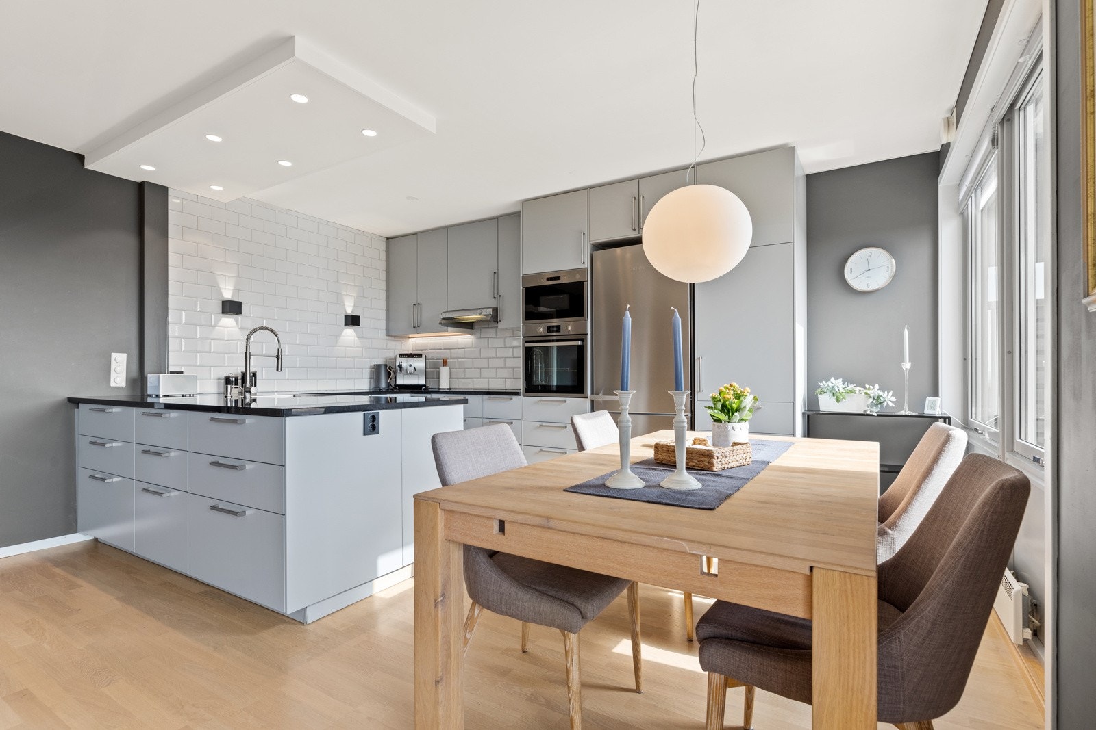 Lys og trivelig stue Galleribilde