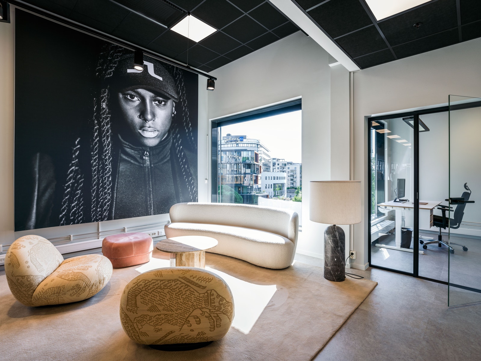 Referanselokale i byggets 4. etg, hos J.Lindeberg
foto: @knutneerland @magentfotografer Galleribilde