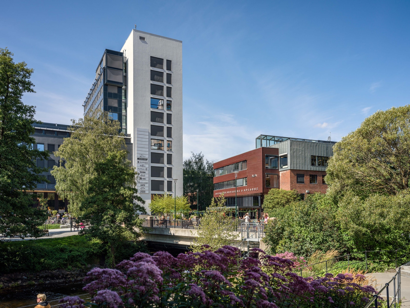 Meget sentral beliggenhet midt på Gullhaug Torg i Nydalen
foto: @knutneerland @magentfotografer Galleribilde