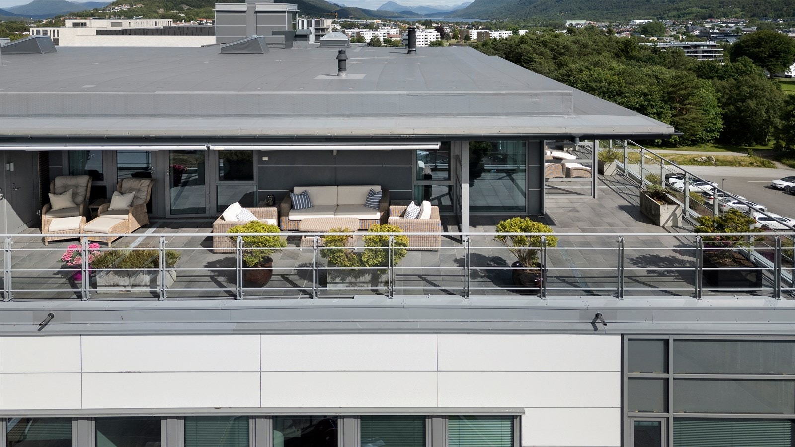 Dronefoto Galleribilde