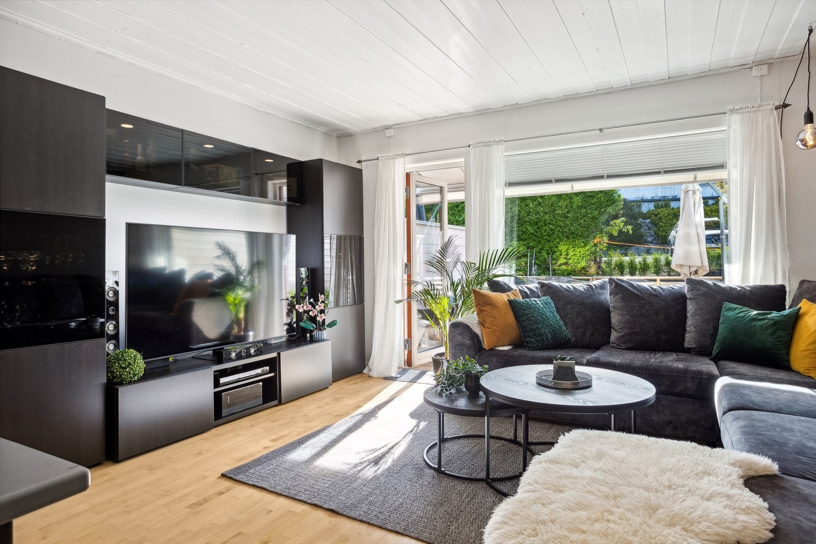 Stuen fremstår som lys og innbydende Galleribilde