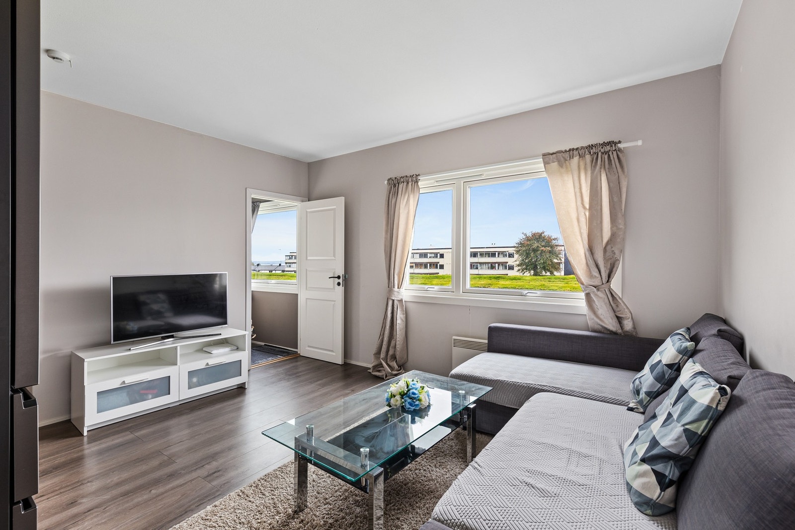 Velkommen til Karolinerveien 2 B, presentert av EiendomsMegler 1 ved Ivar Lindrupsen. Galleribilde