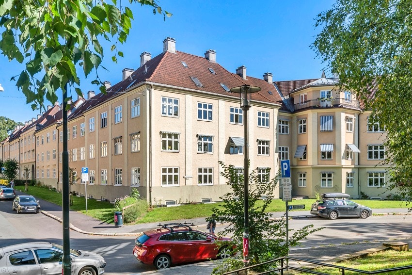 Langgården har en skjermet og attraktiv beliggenhet rett ved Torshovparken. Galleribilde