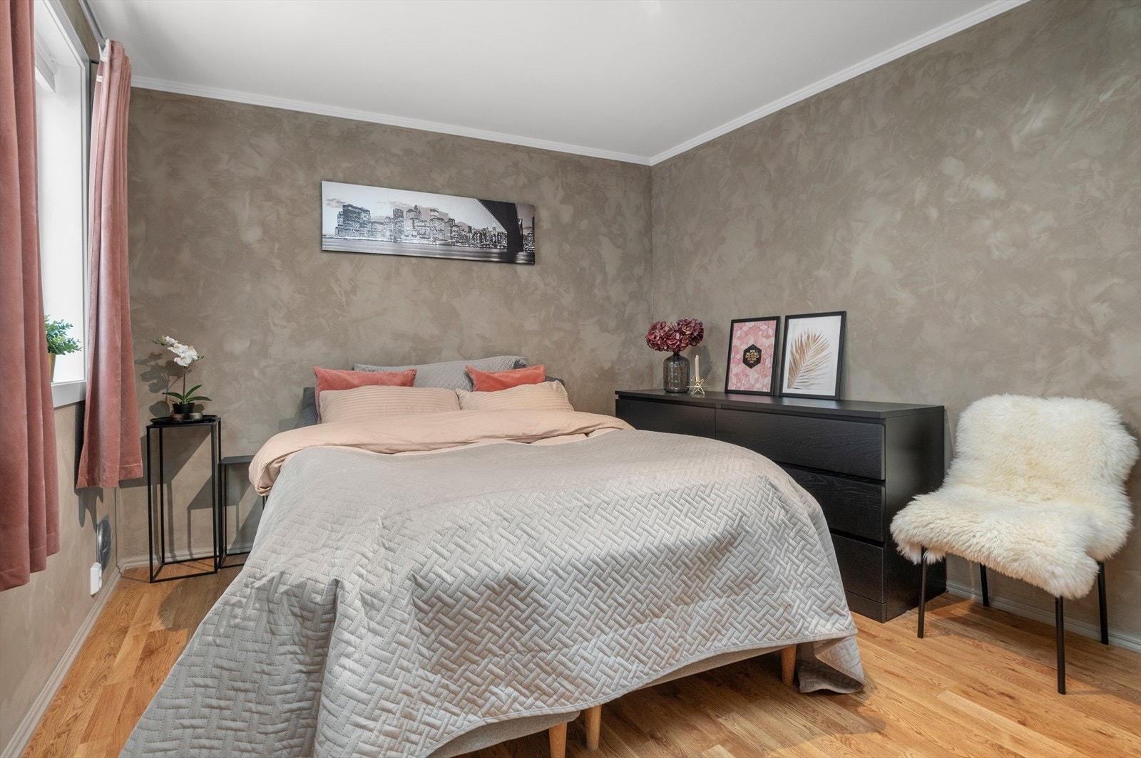 Soverommet måler hele 12 m². Galleribilde