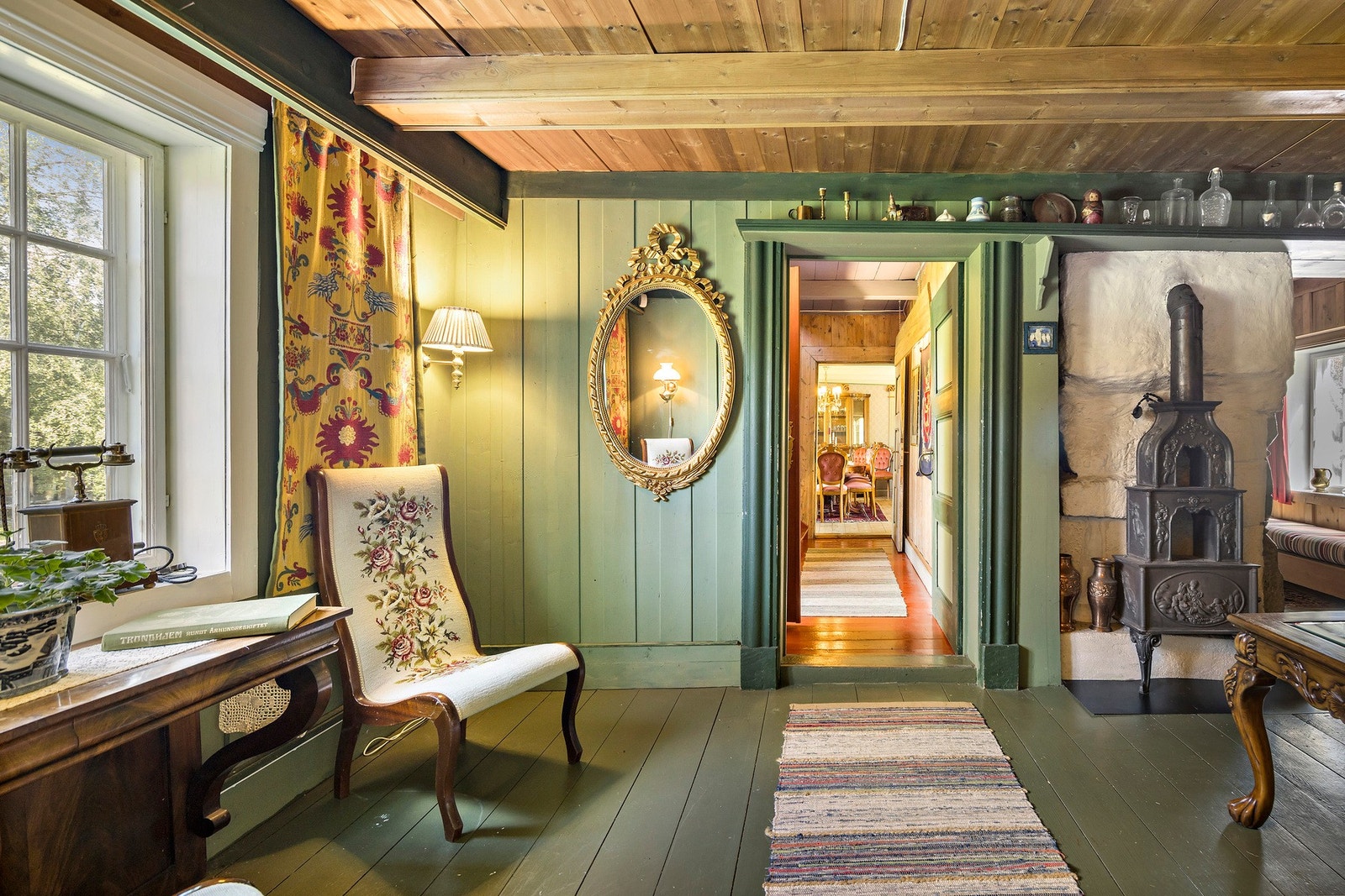 Peisestue i Låna Galleribilde