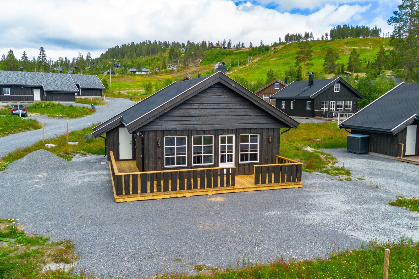 Velkommen til Skigrenda 3 - en flott familievennlig fritidsbolig med en praktisk og bruksvennlig planløsning. Galleribilde