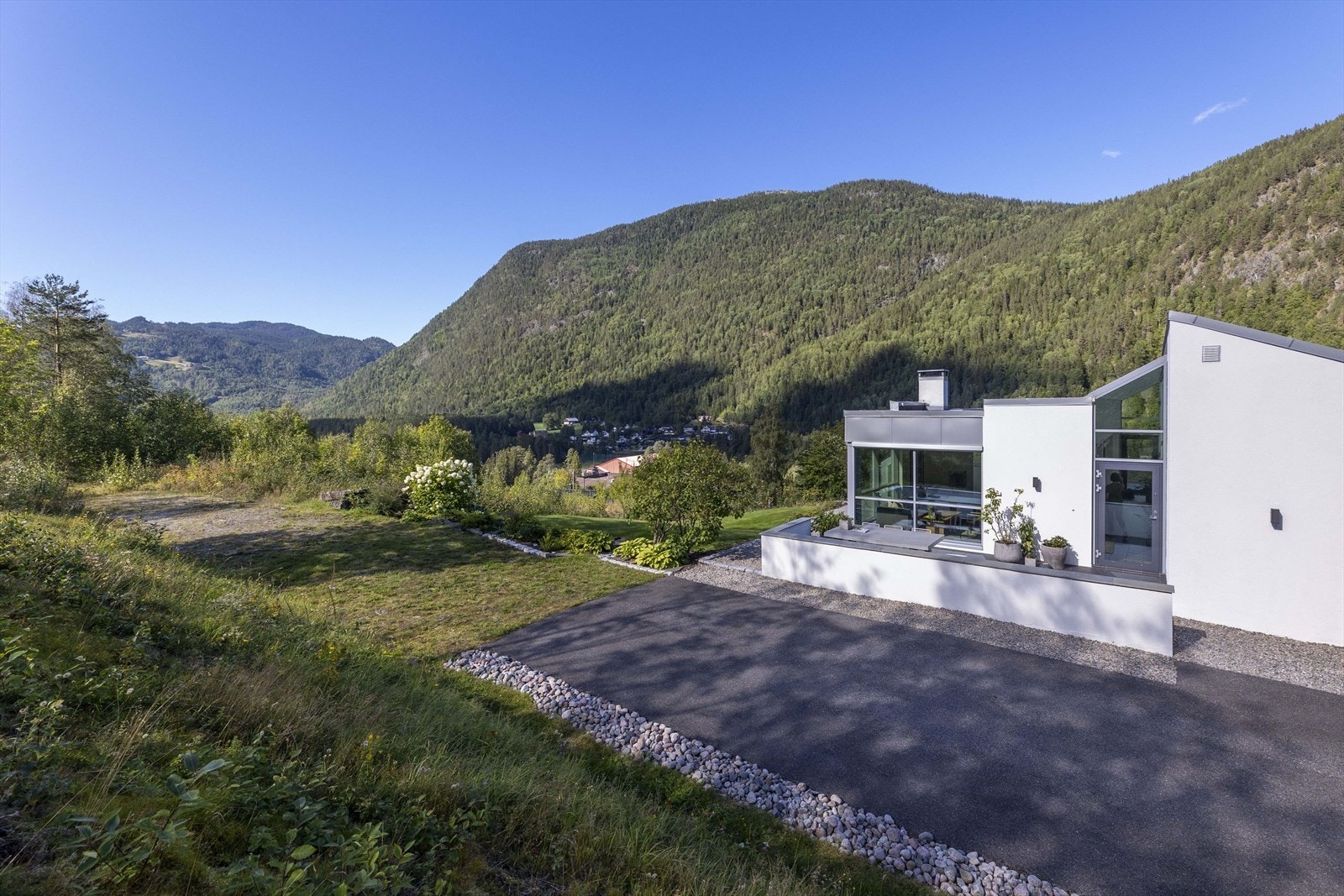 Utvendig (7).jpg Galleribilde